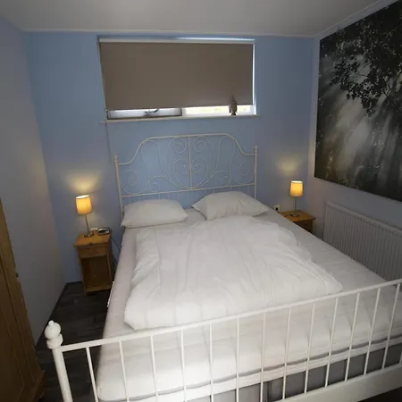 Holiday home With Veranda, 6 People Sint Maartensvlotbrug