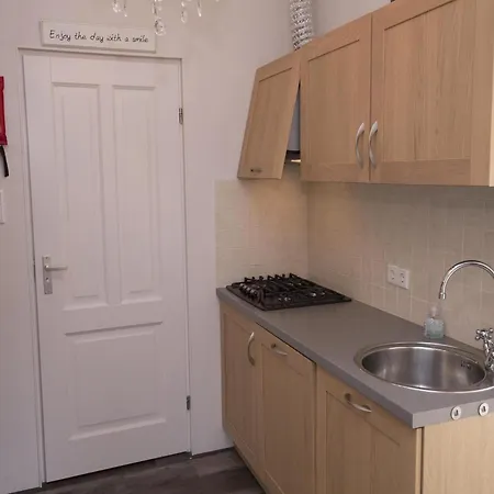 Prázdninový dům With Veranda, 6 People