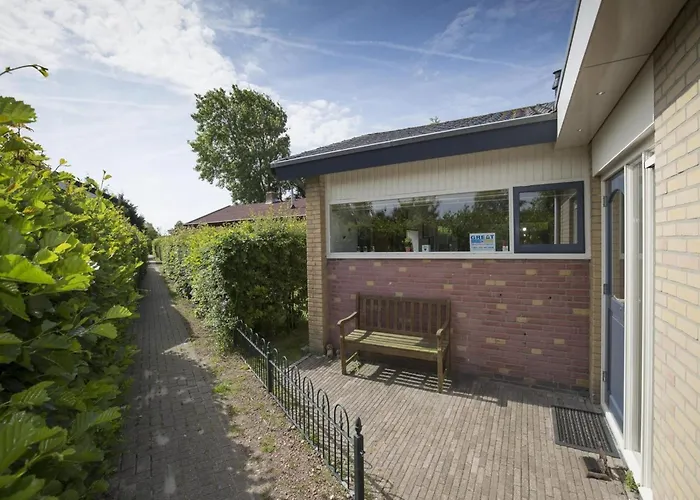 With Veranda, 6 People Nyaraló