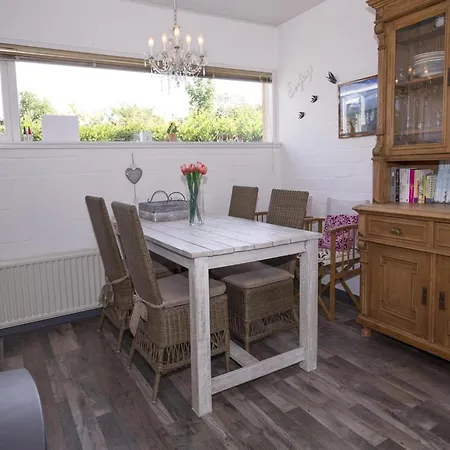 Feriehus With Veranda, 6 People *