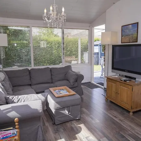 Feriehus With Veranda, 6 People Sint Maartensvlotbrug