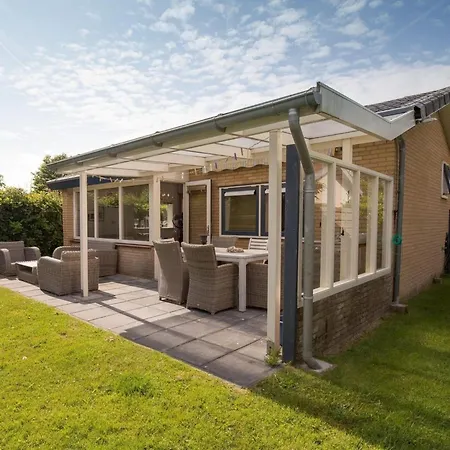 With Veranda, 6 People * Sint Maartensvlotbrug