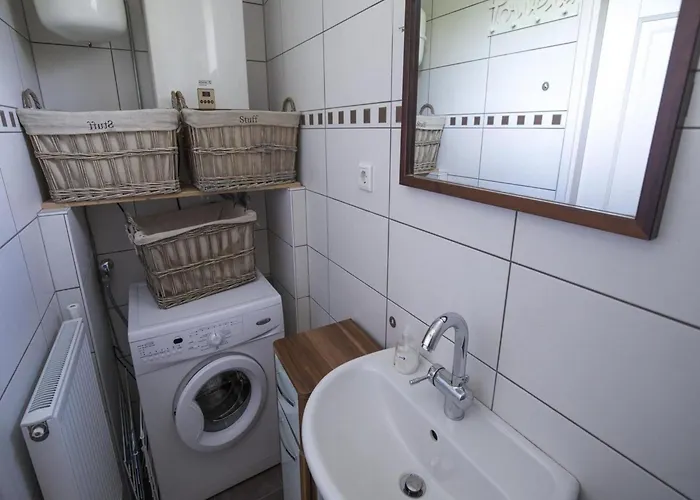 With Veranda, 6 People Feriehus *